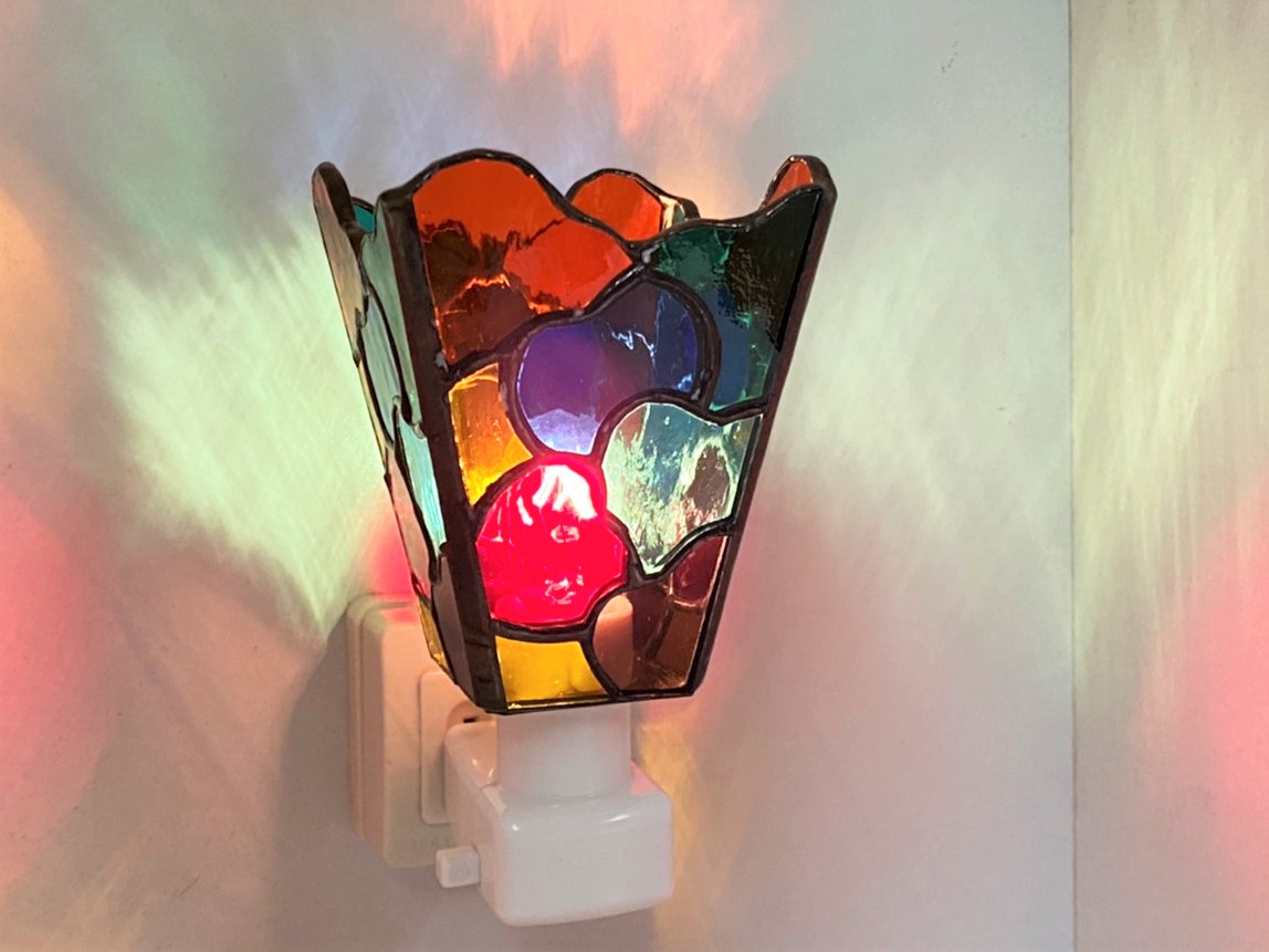 ロマンチックなステンドグラス インテリアライト 枕元用 urara_p_01.jpg